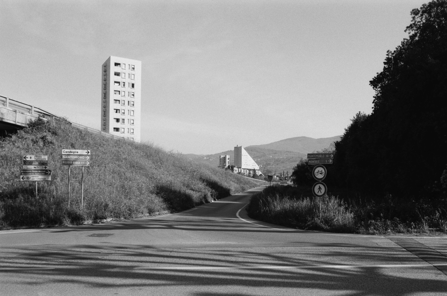 43&deg;55'19"N 10&deg;55'28"E  Pistoia, Le Fornaci neighborhood, 2022