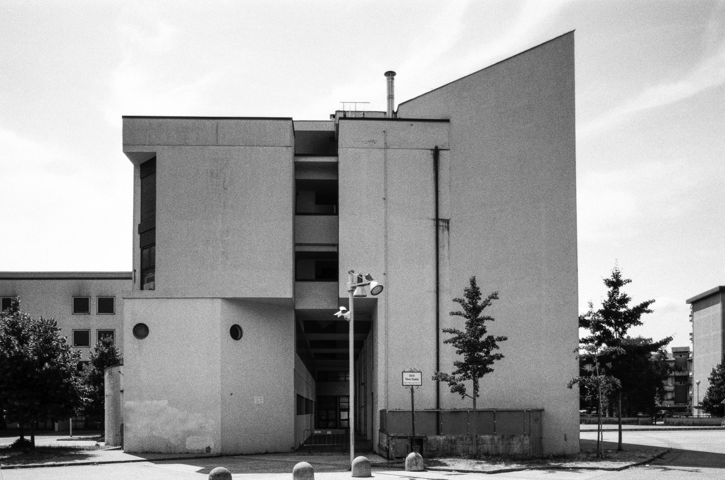 43&deg;55'19"N 10&deg;55'28"E  Pistoia, Le Fornaci neighborhood, 2022