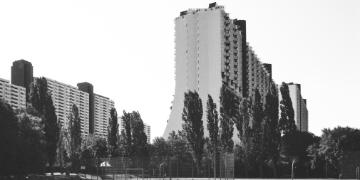 48°09'06''N 16°18'44''E   Wien residential complex Alterlaa
