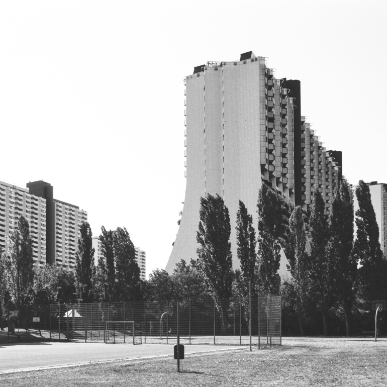 48°09'06''N 16°18'44''E Wien residential complex Alterlaa, 2022